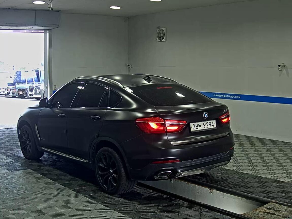 BMW X6 (2ND GEN) 40d xDRIVE 2015 - zdjęcie 6