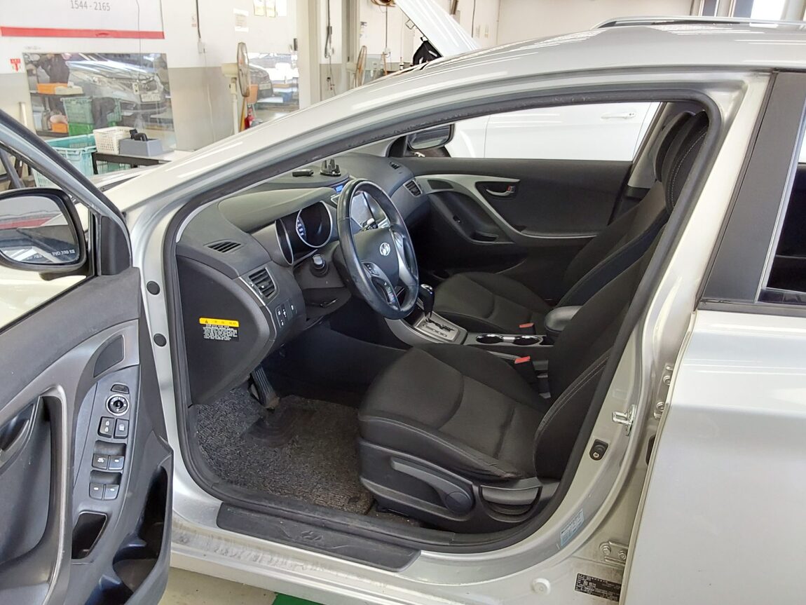 HYUNDAI AVANTE MD M16 GDi SMART 2014 - zdjęcie 10