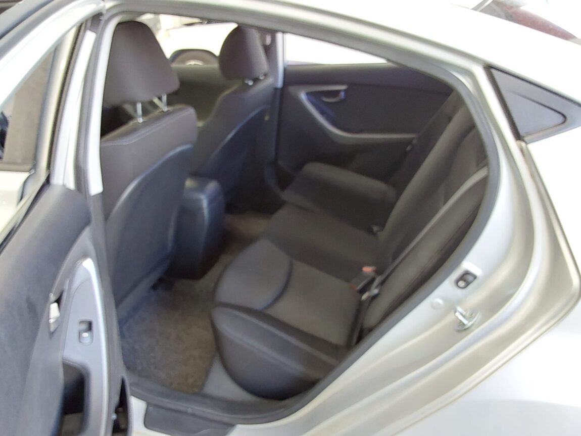 HYUNDAI AVANTE MD M16 GDi SMART 2014 - zdjęcie 12