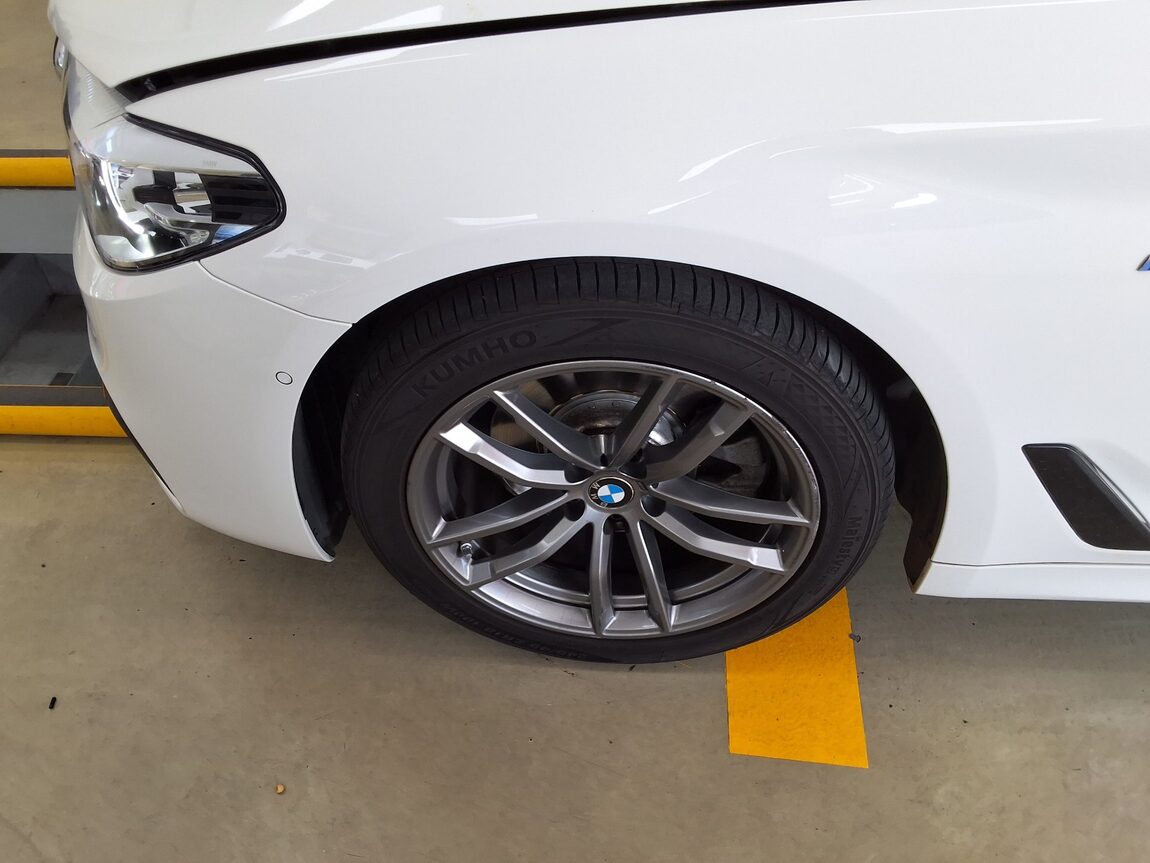 BMW 5 SERIES (7TH GEN) 520d M SPORT PACK SPECIAL 2018 - zdjęcie 19