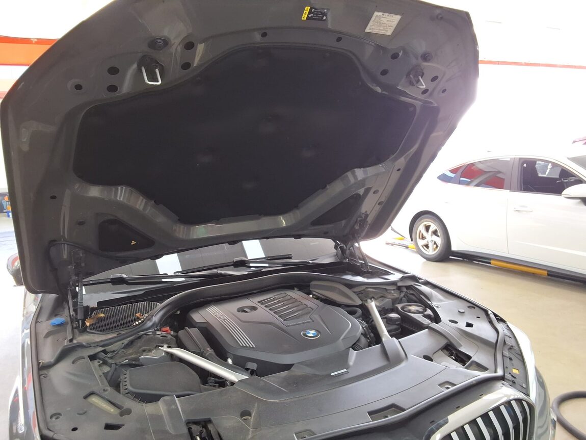 BMW 7 SERIES (6TH GEN) 740Li xDRIVE M SPORT PACK 2021 - zdjęcie 18