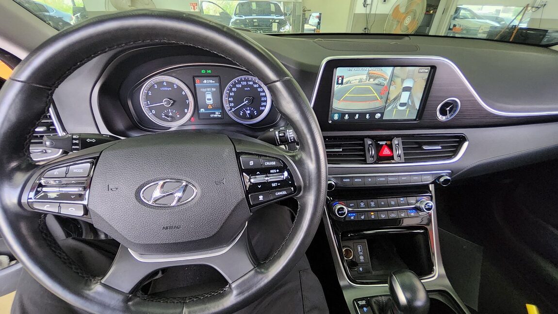 HYUNDAI GRANDEUR IG 3.0 GDi EXCLUSIVE SPECIAL 2018 - zdjęcie 19