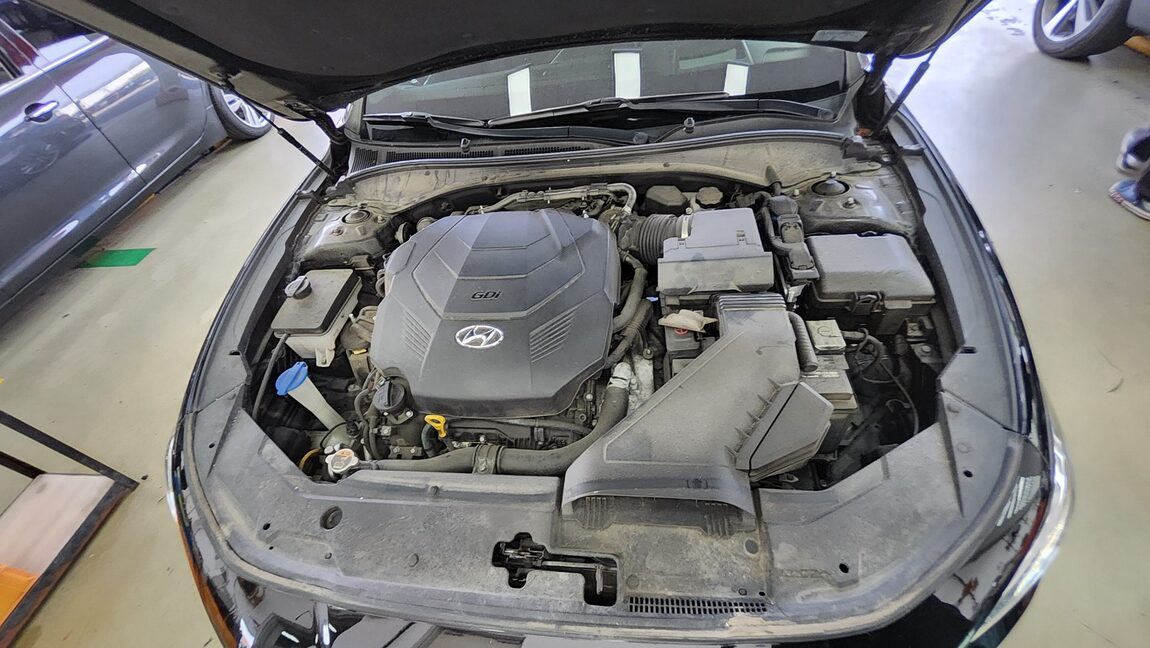 HYUNDAI GRANDEUR IG 3.0 GDi EXCLUSIVE SPECIAL 2018 - zdjęcie 20