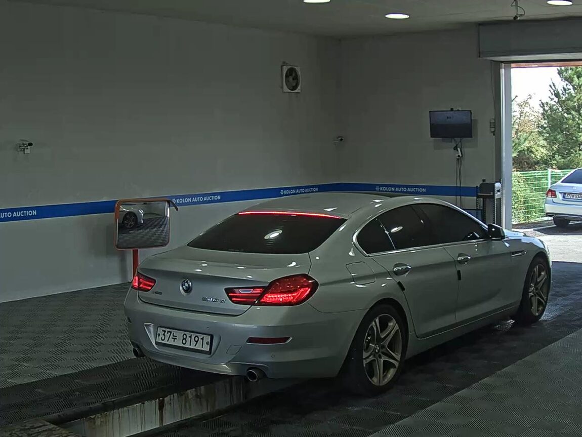 BMW 6 SERIES (3RD GEN) GRAN COUPE 640d xDRIVE 2013 - zdjęcie 5