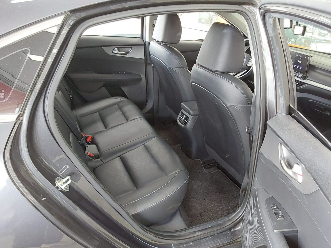 KIA ALL NEW K3 1.6 GASOLINE PRESTIGE 2020 - zdjęcie 13