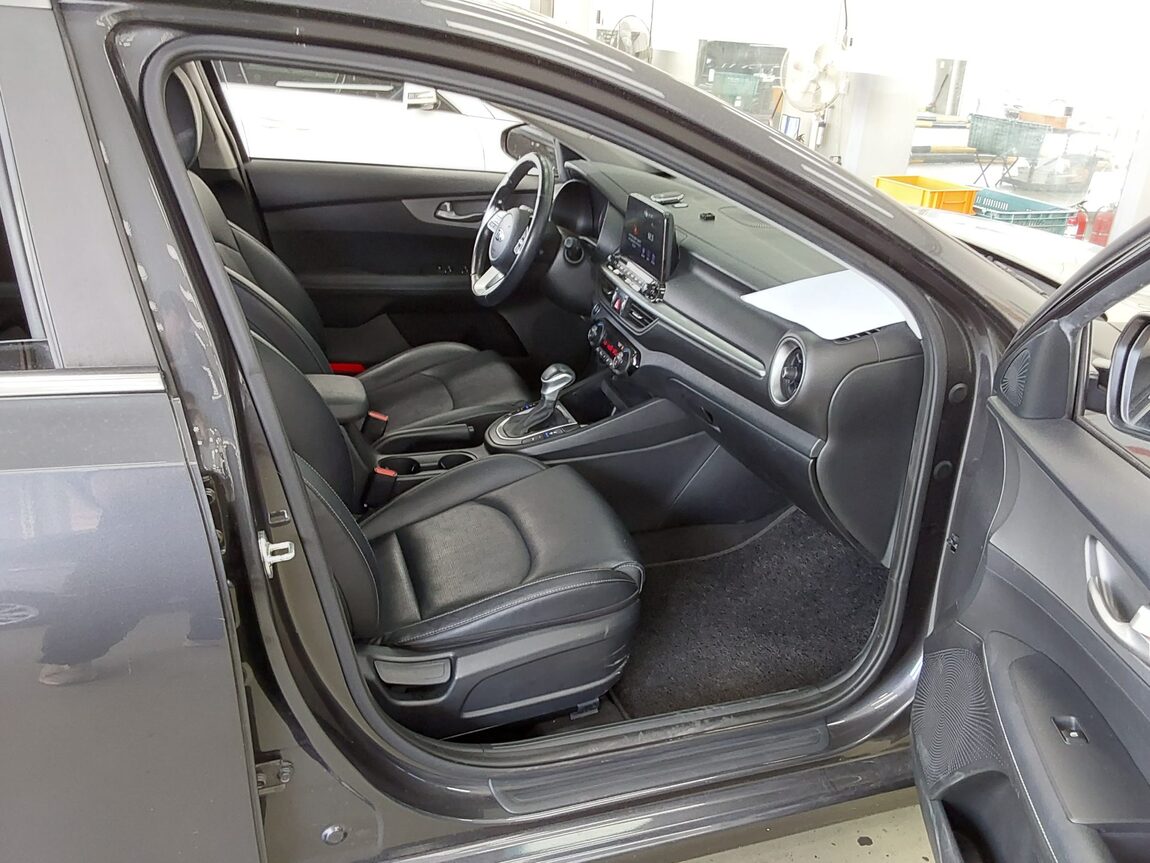 KIA ALL NEW K3 1.6 GASOLINE PRESTIGE 2020 - zdjęcie 14