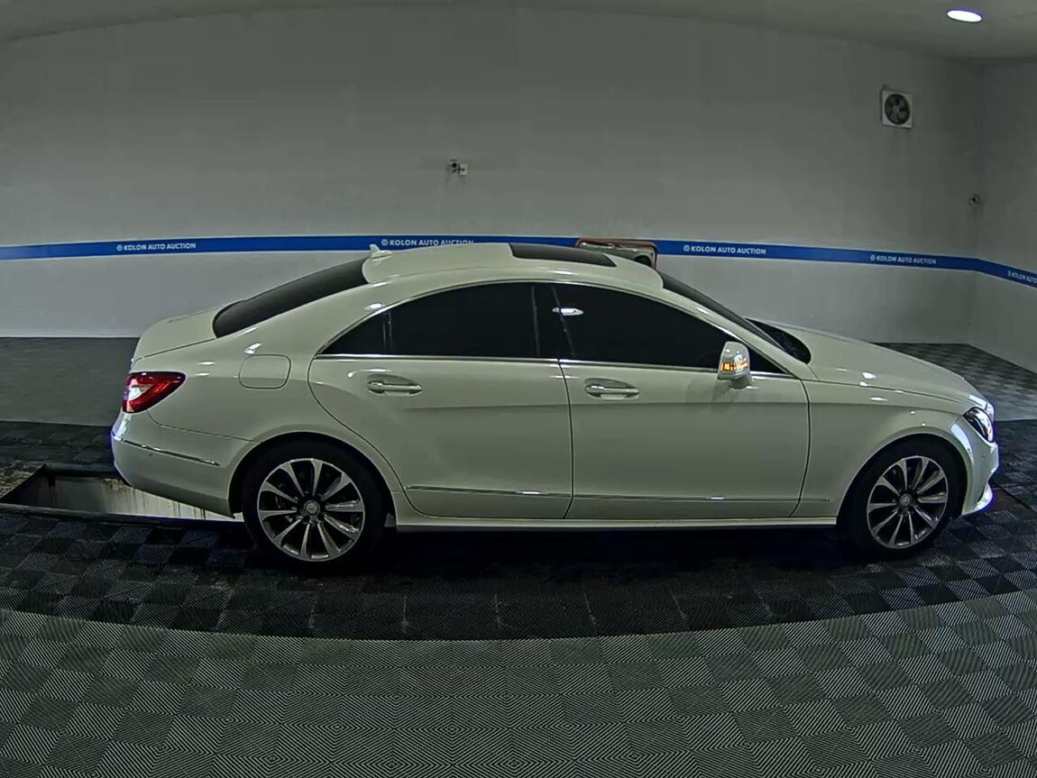 MERCEDES-BENZ CLS-CLASS (2ND GEN) CLS250 d 4MATIC 2016 - zdjęcie 4