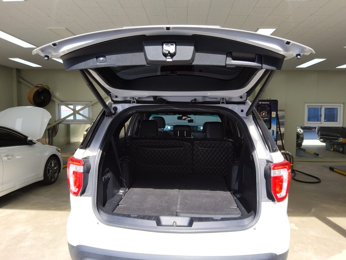 FORD EXPLORER (5TH GEN) 2.3 AWD LIMITED 2016 - zdjęcie 15