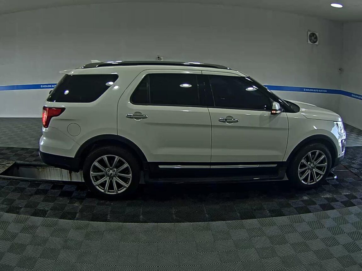 FORD EXPLORER (5TH GEN) 2.3 AWD LIMITED 2016 - zdjęcie 4