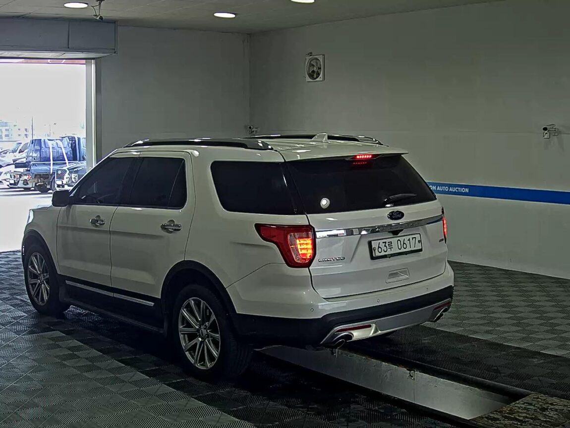 FORD EXPLORER (5TH GEN) 2.3 AWD LIMITED 2016 - zdjęcie 6