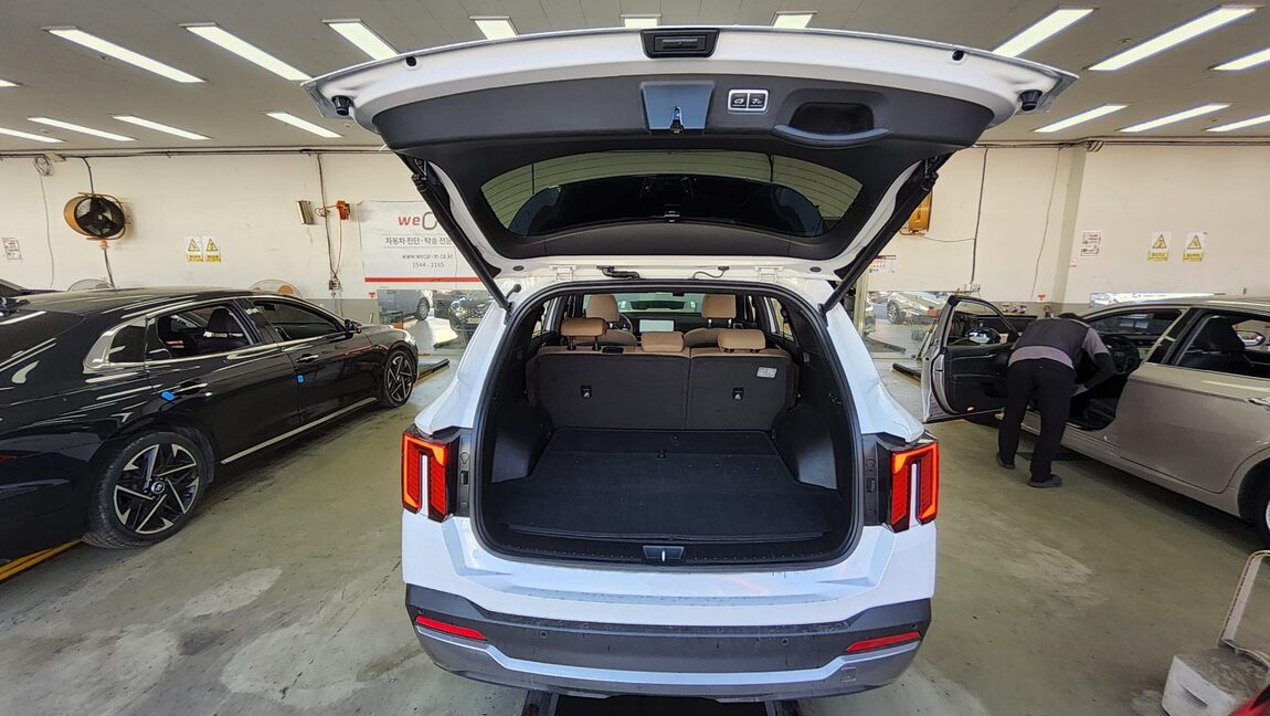 KIA THE NEW SORENTO HYBRID (MQ4) 1.6 HEV 2WD SIGNATURE 2024 - zdjęcie 15