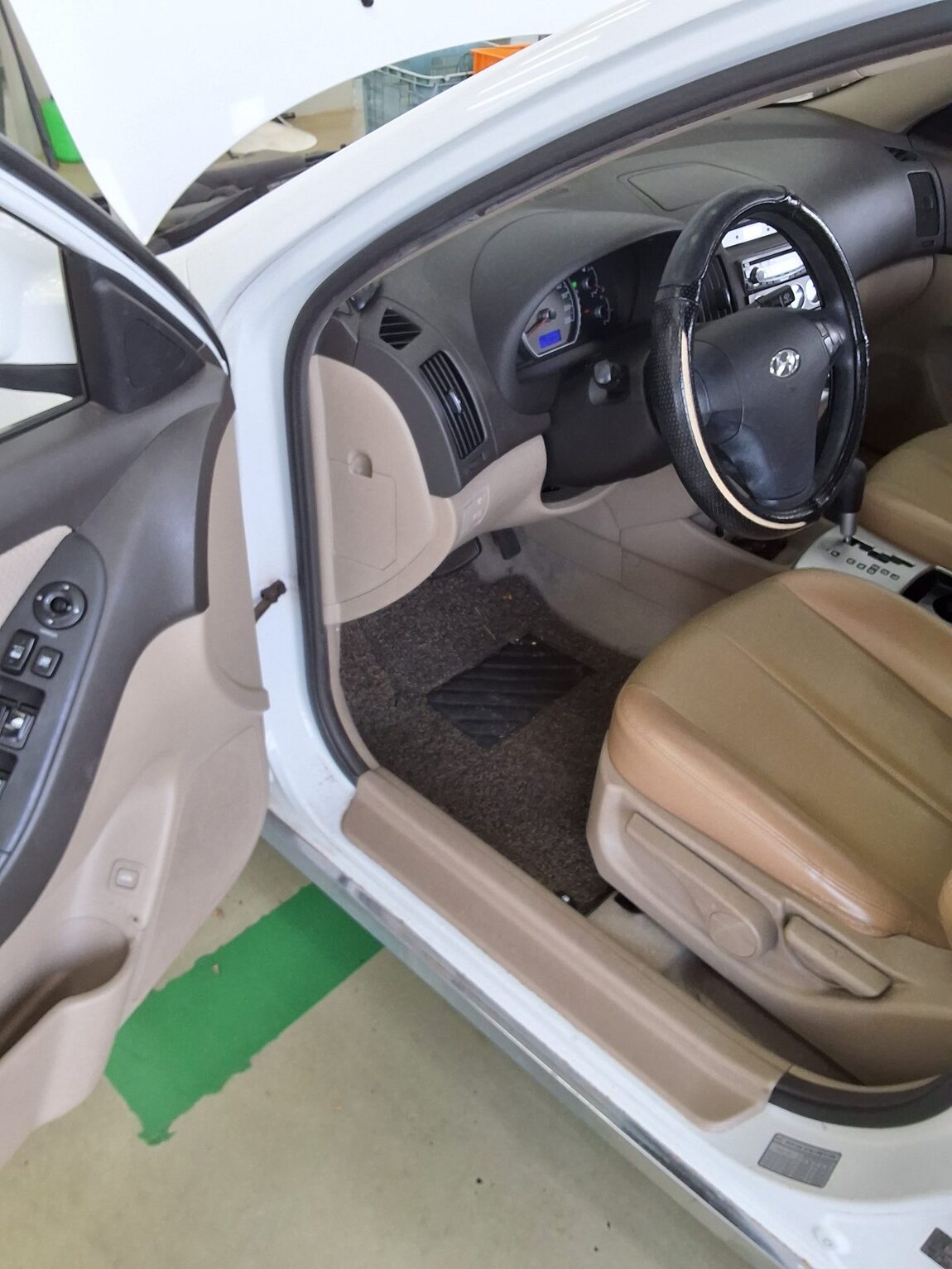 HYUNDAI AVANTE HD 1.6 VVT E16 DELUXE 2007 - zdjęcie 10