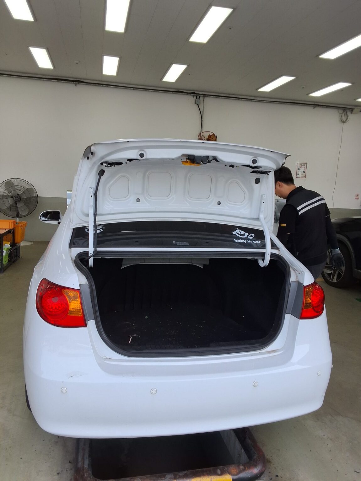 HYUNDAI AVANTE HD 1.6 VVT E16 DELUXE 2007 - zdjęcie 15