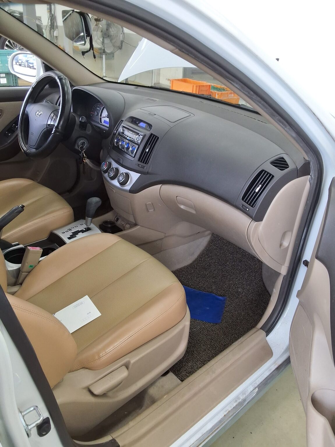 HYUNDAI AVANTE HD 1.6 VVT E16 DELUXE 2007 - zdjęcie 14