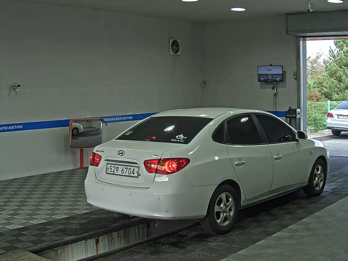 HYUNDAI AVANTE HD 1.6 VVT E16 DELUXE 2007 - zdjęcie 5