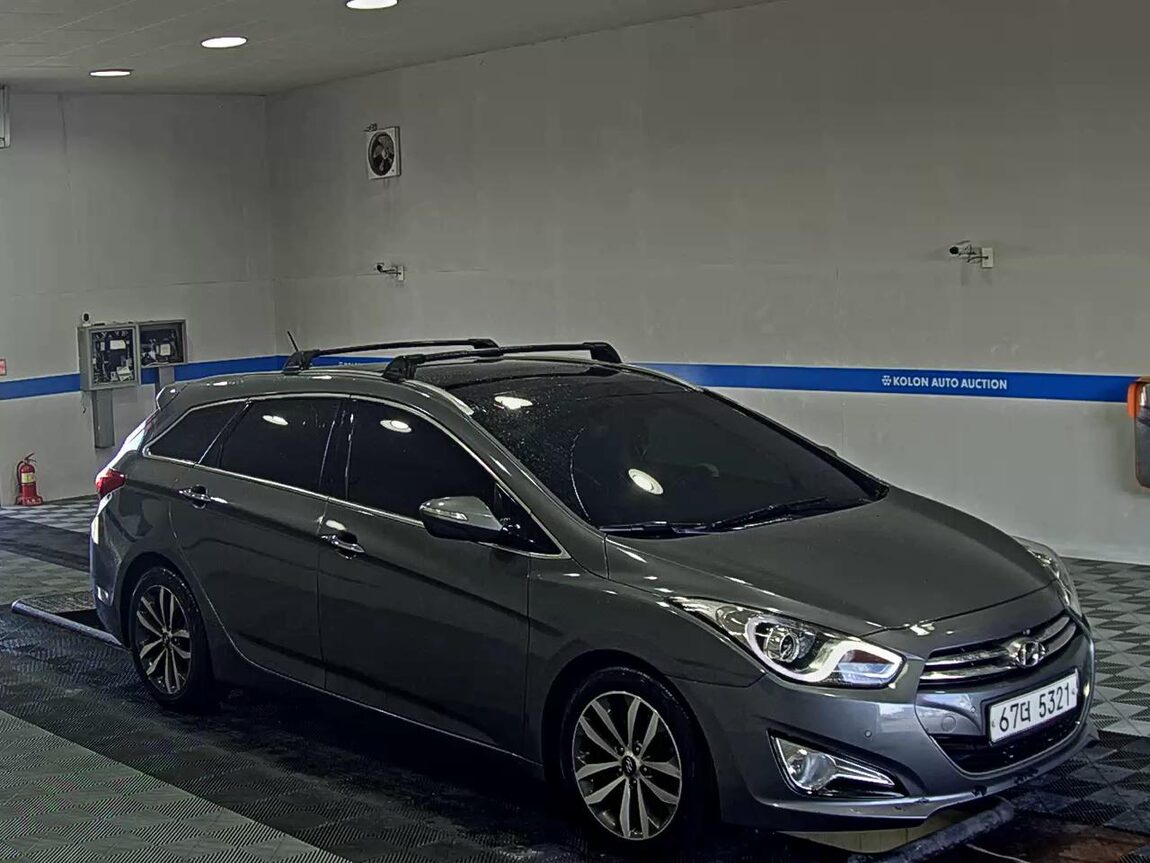 HYUNDAI i40 2.0 GDi PYL 2014 - zdjęcie 3
