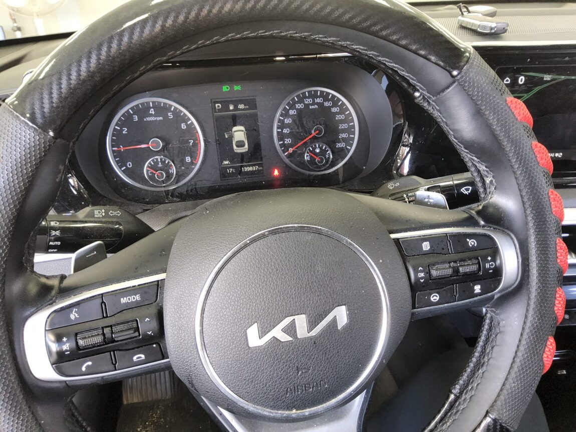 KIA NEW K5 (DL3) 2.0 GASOLINE TRENDY 2023 - zdjęcie 17