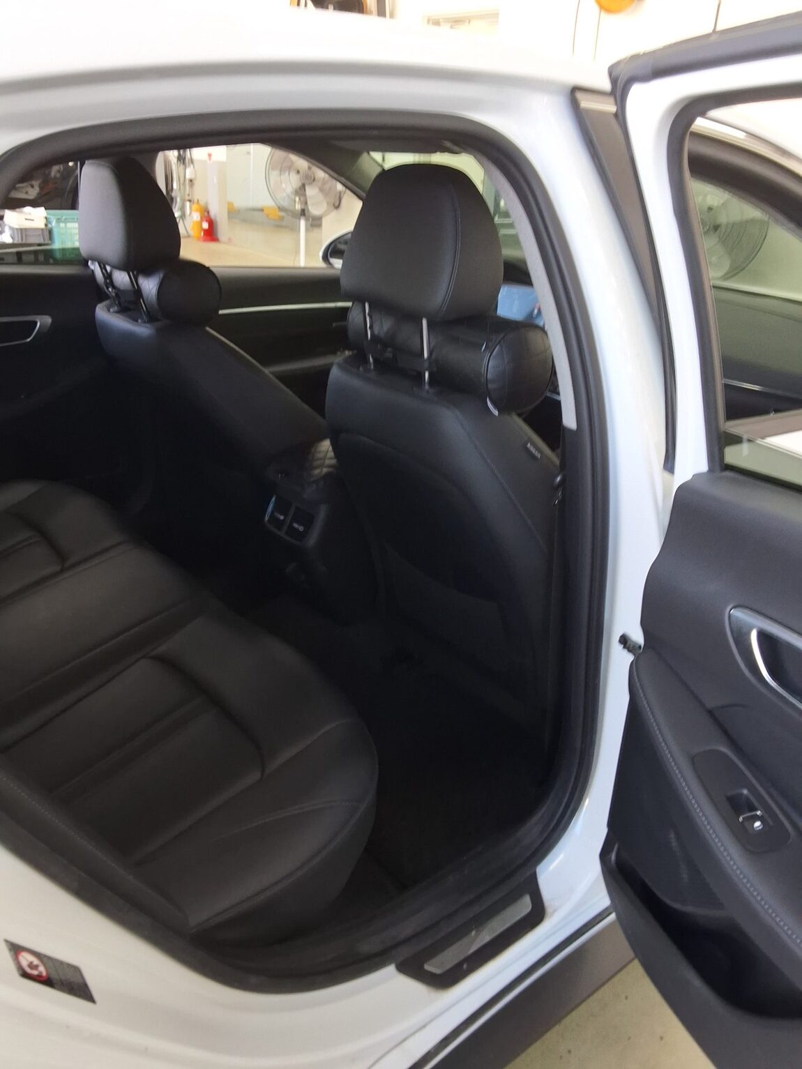 HYUNDAI SONATA (DN8) HYBRID 2.0 HEV PREMIUM PLUS 2022 - zdjęcie 13