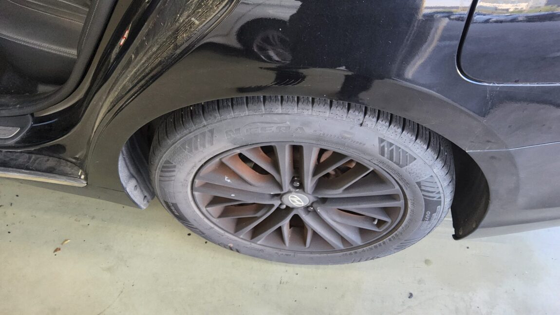 HYUNDAI GRANDEUR IG 2.4 GDi MODERN 2019 - zdjęcie 24