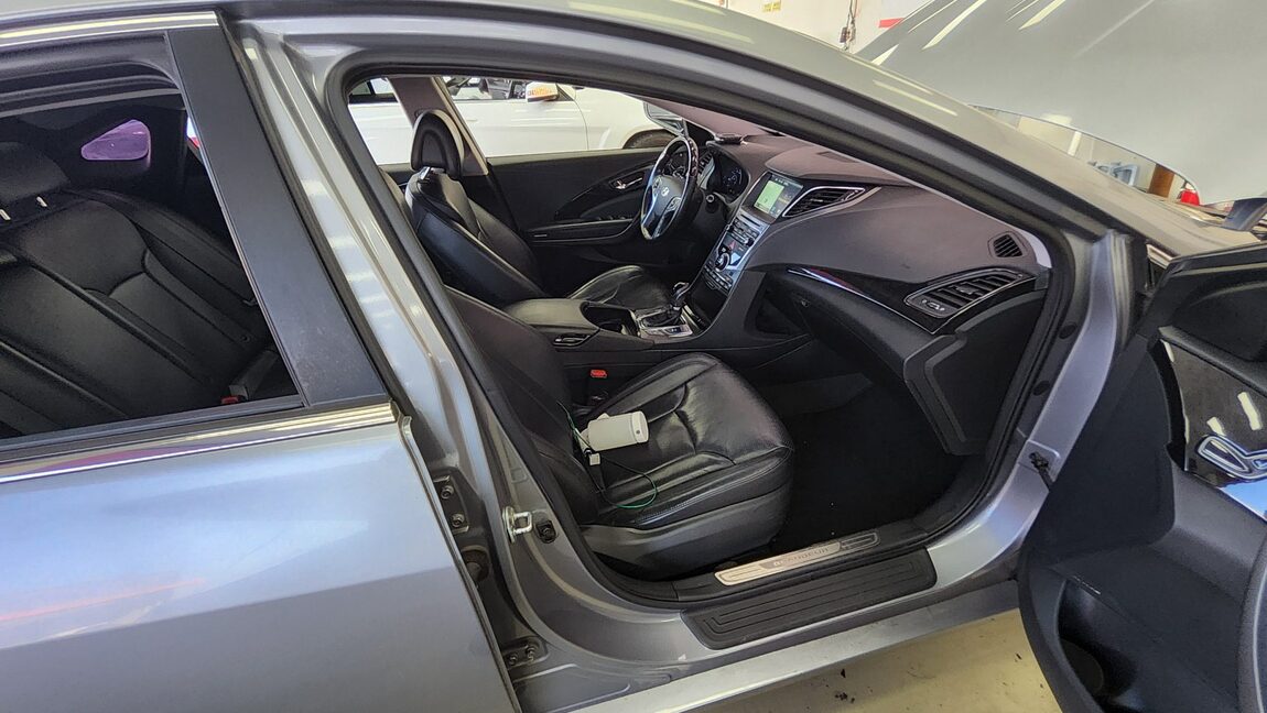 HYUNDAI GRANDEUR HG HG 300 PREMIUM 2016 - zdjęcie 14