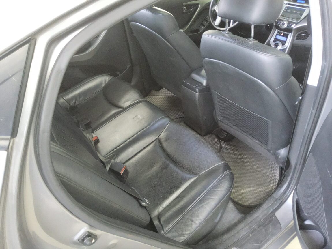 HYUNDAI AVANTE MD M16 GDi TOP 2011 - zdjęcie 13