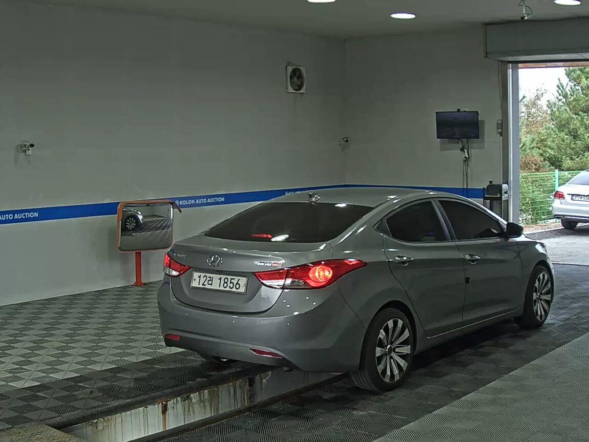 HYUNDAI AVANTE MD M16 GDi TOP 2011 - zdjęcie 5