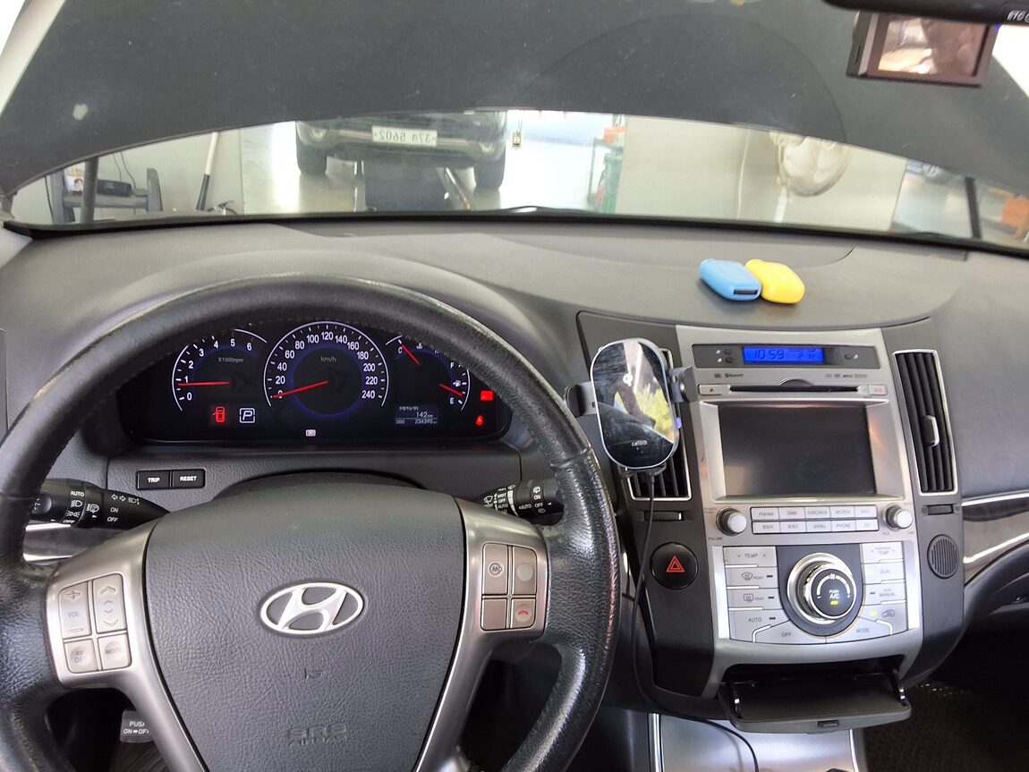 HYUNDAI VERACRUZ DIESEL 2WD 300VX SMART PACK 2012 - zdjęcie 18