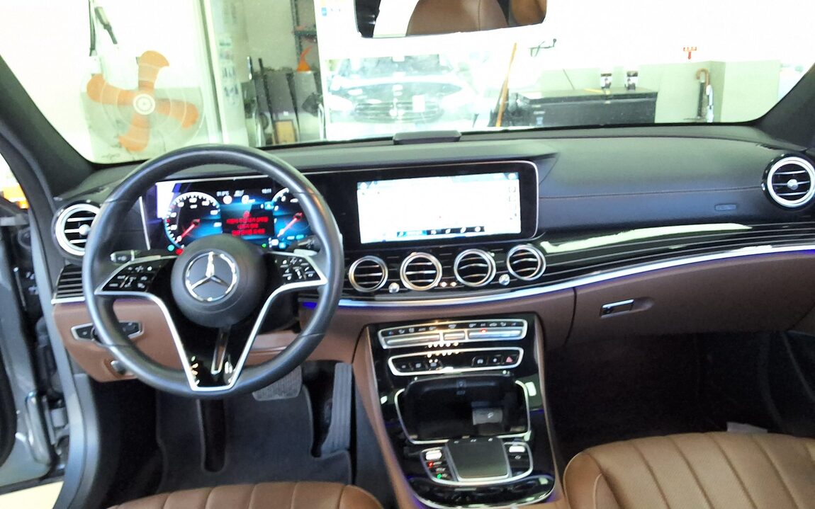 MERCEDES-BENZ E-CLASS (5TH GEN) E450 4MATIC EXCLUSIVE 2021 - zdjęcie 11