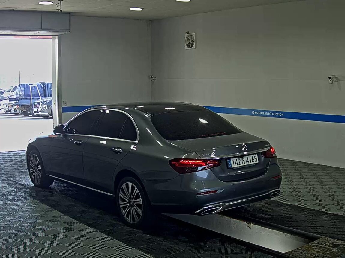 MERCEDES-BENZ E-CLASS (5TH GEN) E450 4MATIC EXCLUSIVE 2021 - zdjęcie 6