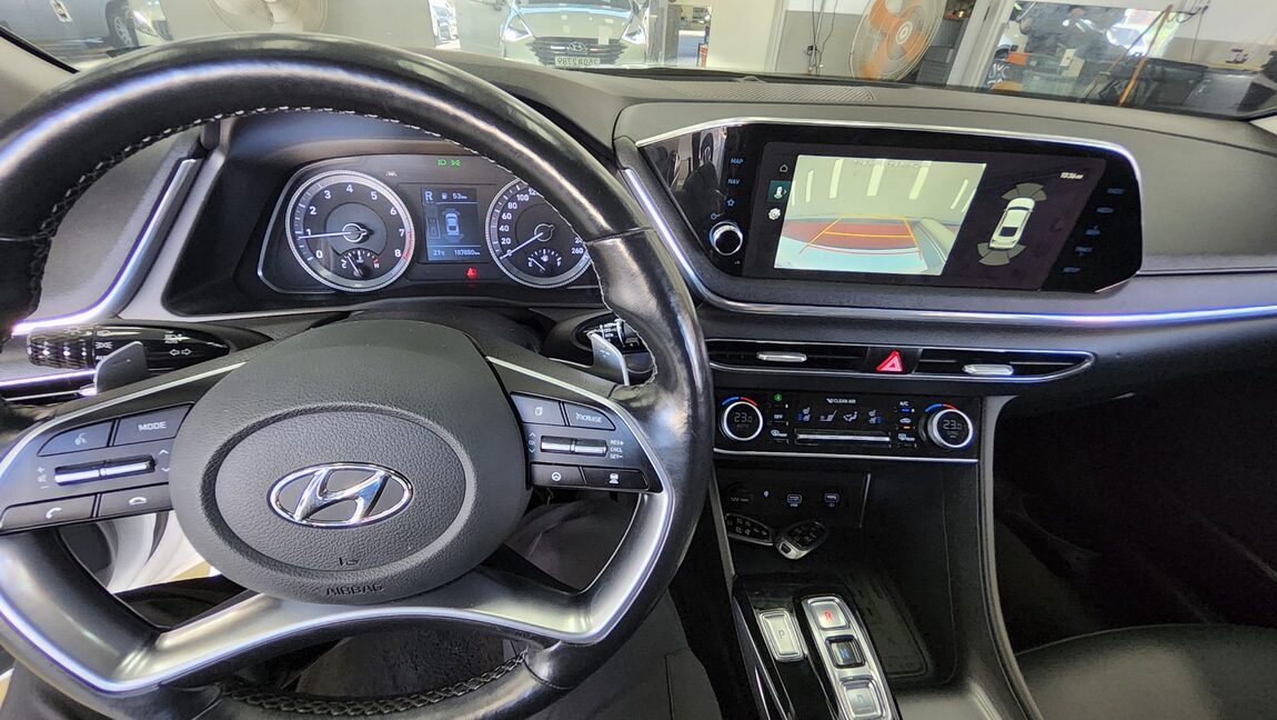 HYUNDAI SONATA (DN8) G2.0 PREMIUM FAMILY 2020 - zdjęcie 19
