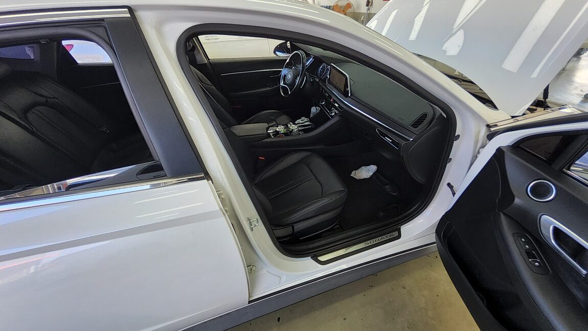 HYUNDAI SONATA (DN8) G2.0 PREMIUM FAMILY 2020 - zdjęcie 14