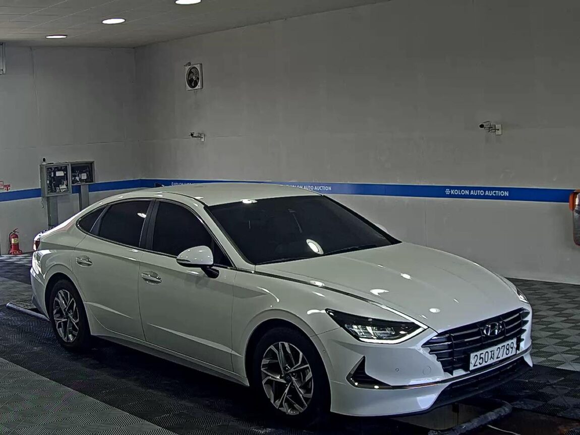 HYUNDAI SONATA (DN8) G2.0 PREMIUM FAMILY 2020 - zdjęcie 3