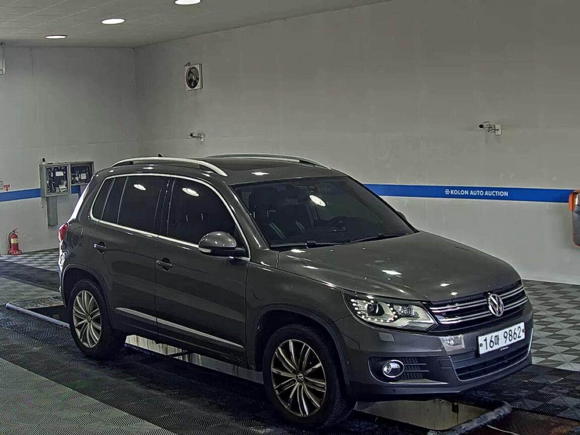 VOLKSWAGEN TIGUAN 2.0 TDI BLUEMOTION PREMIUM 2015 - zdjęcie 3