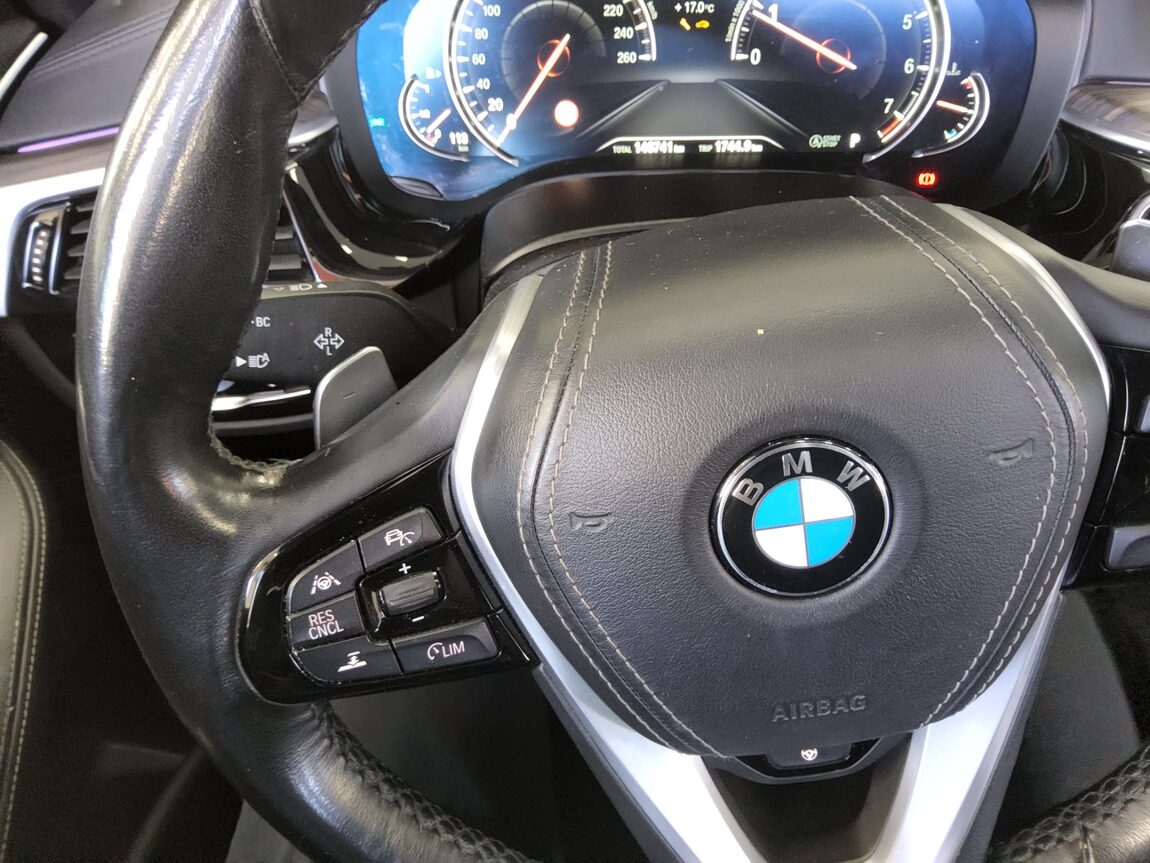 BMW 5 SERIES (7TH GEN) 530i xDRIVE M SPORT PACK PLUS 2018 - zdjęcie 18