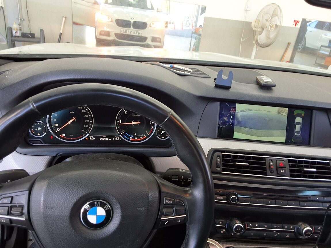 BMW 5 SERIES (6TH GEN) 520d M SPORT 2013 - zdjęcie 17