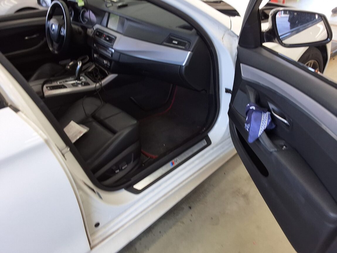 BMW 5 SERIES (6TH GEN) 520d M SPORT 2013 - zdjęcie 14