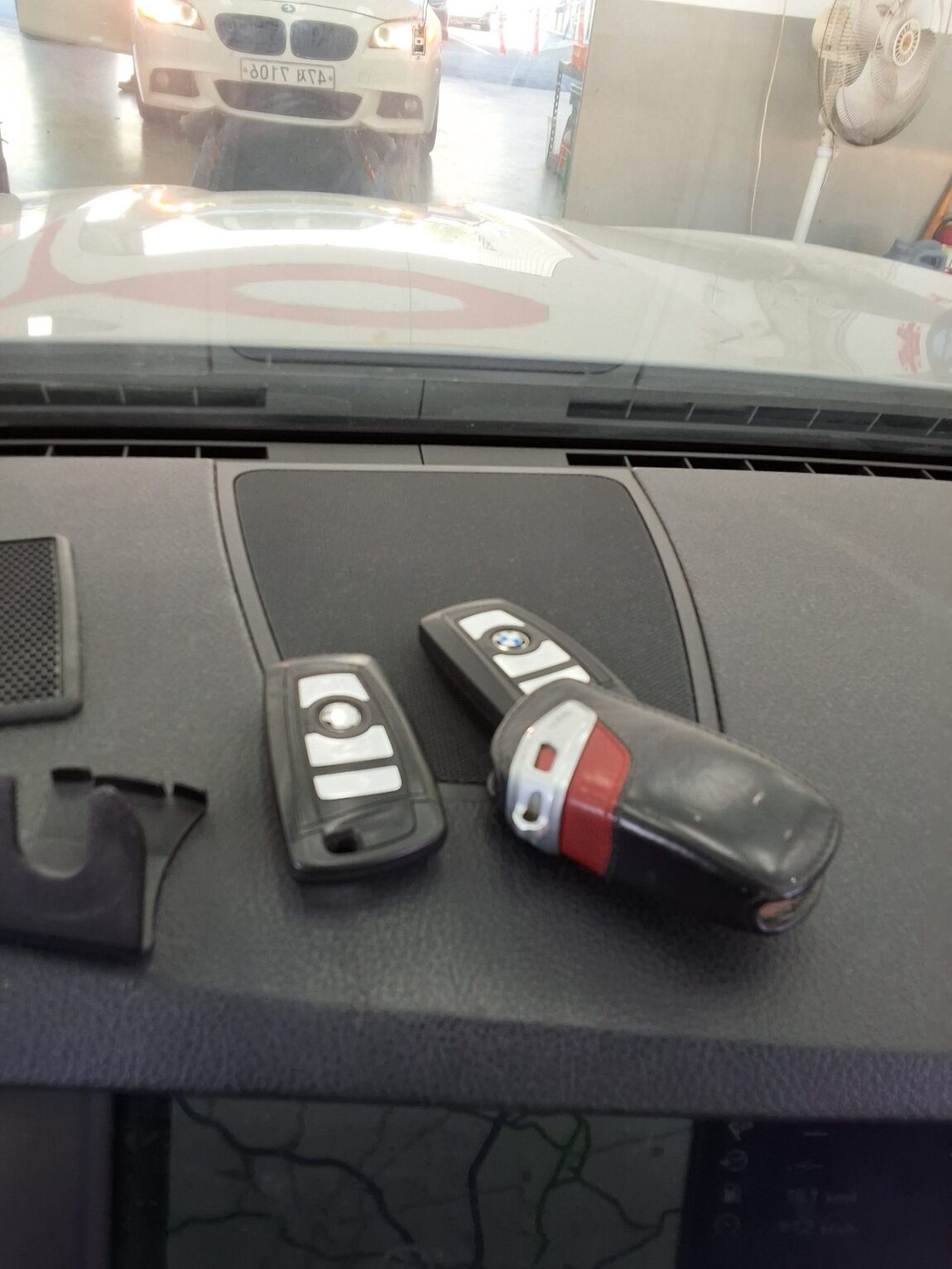 BMW 5 SERIES (6TH GEN) 520d M SPORT 2013 - zdjęcie 21