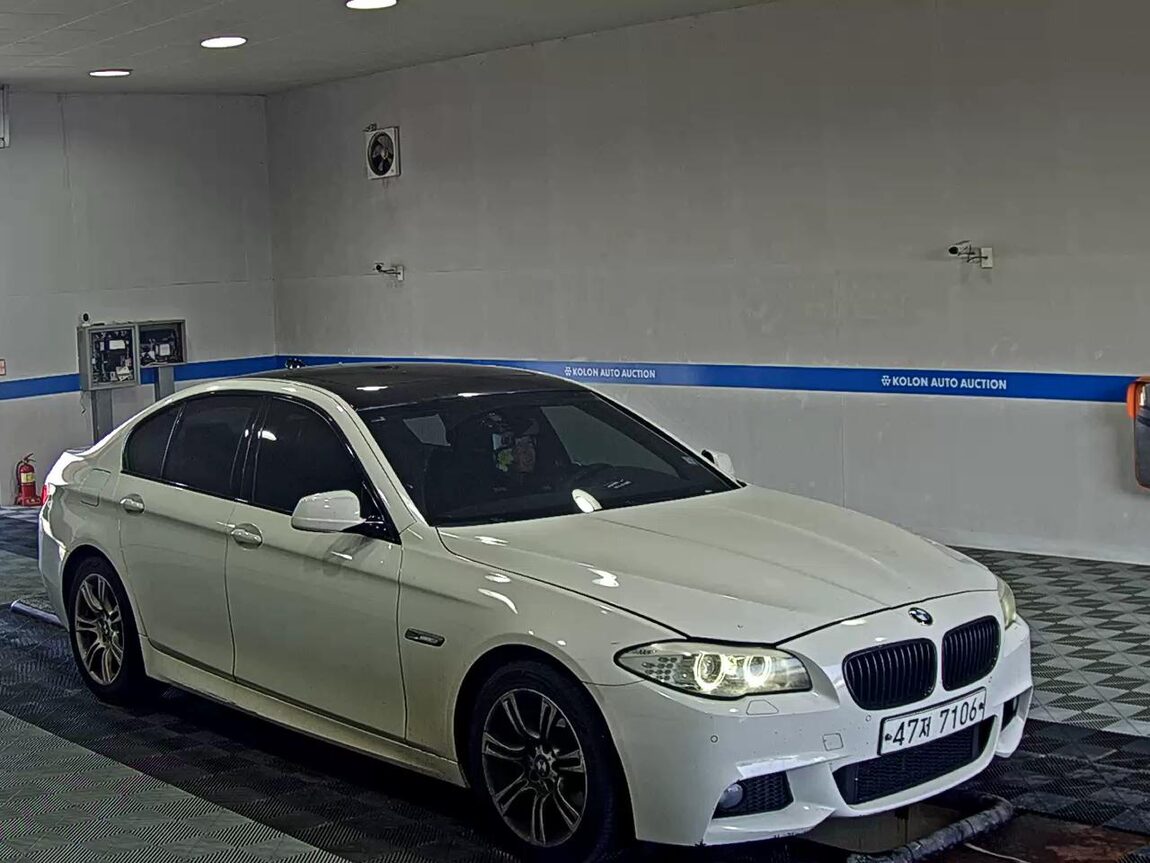 BMW 5 SERIES (6TH GEN) 520d M SPORT 2013 - zdjęcie 3
