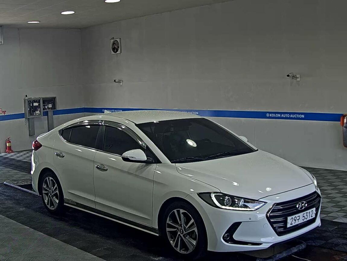 HYUNDAI AVANTE AD 1.6 GDi PREMIUM 2018 - zdjęcie 3