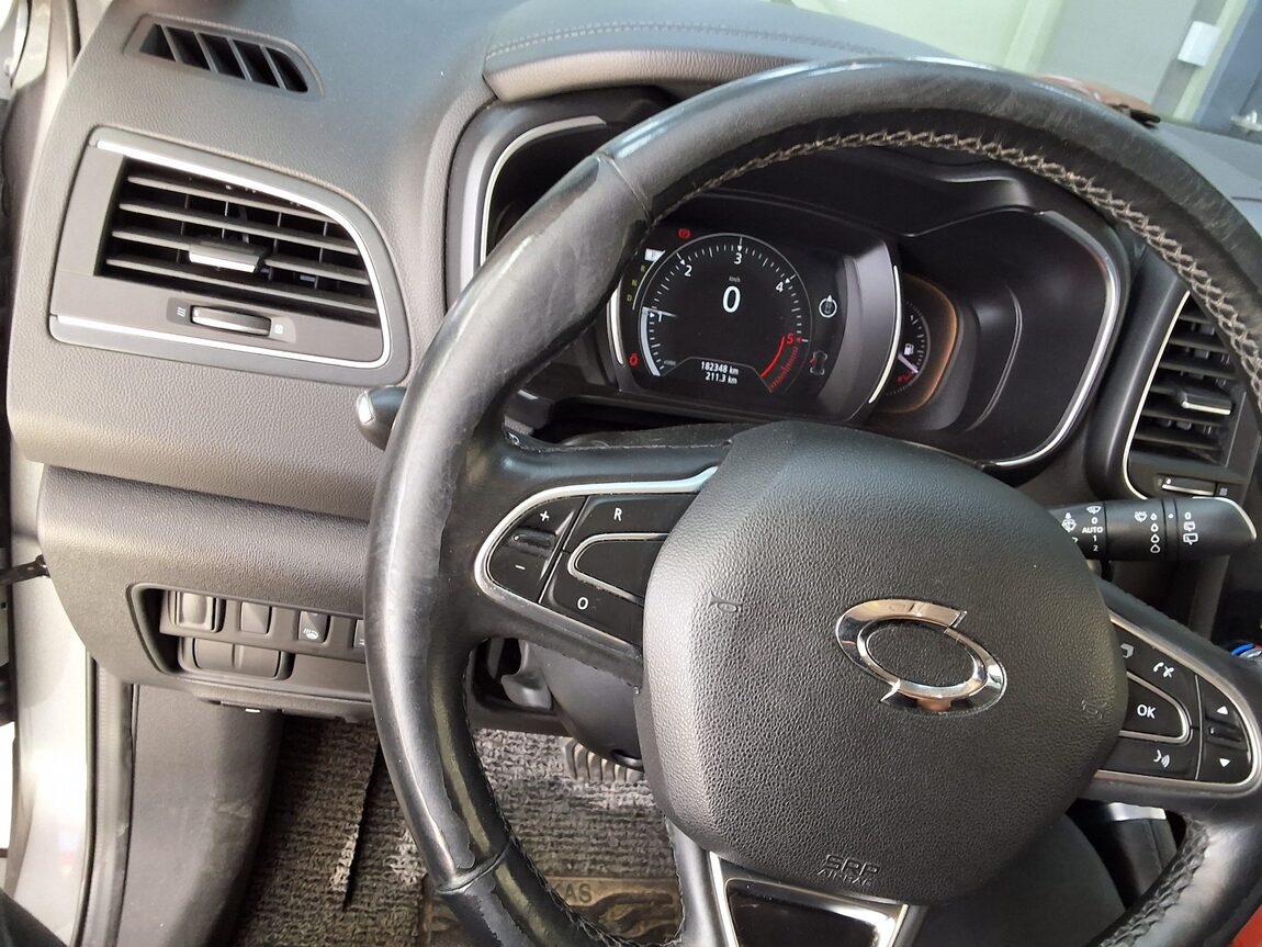 RENAULT (SAMSUNG) QM6 2.0 dCi 2WD RE SIGNATURE 2017 - zdjęcie 23