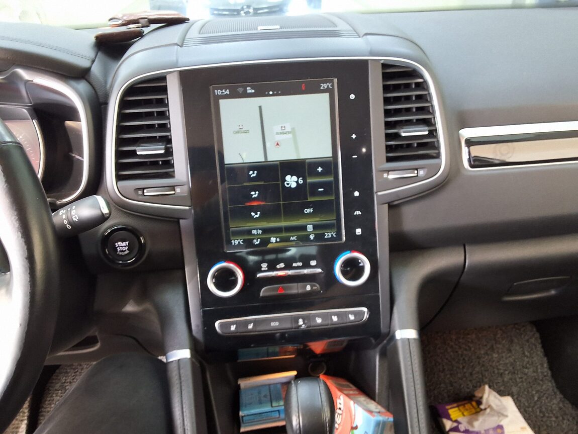 RENAULT (SAMSUNG) QM6 2.0 dCi 2WD RE SIGNATURE 2017 - zdjęcie 24