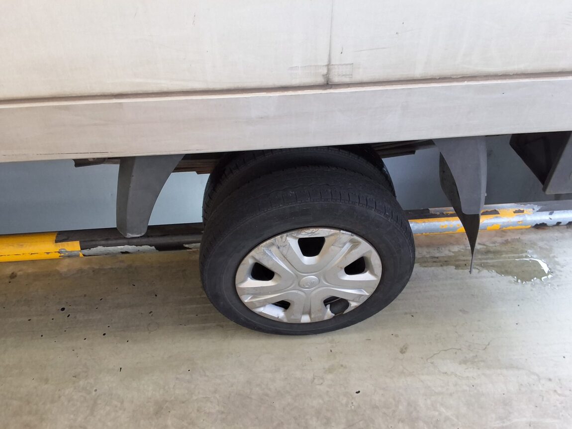 KIA BONGO III CARGO BUILT-IN BOX TRUCK 1 TON KING CAB 2018 - zdjęcie 16