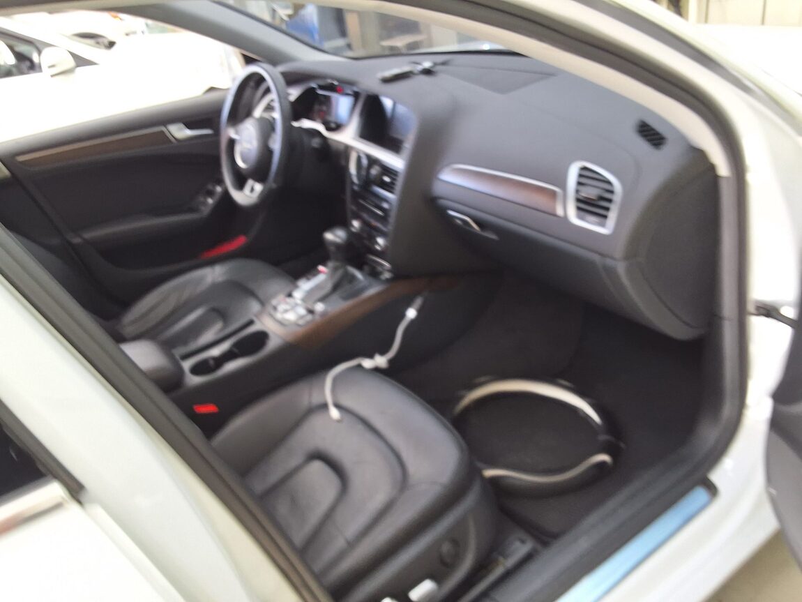 AUDI A4 (4TH GEN) 30 TDI DYNAMIC 2016 - zdjęcie 15
