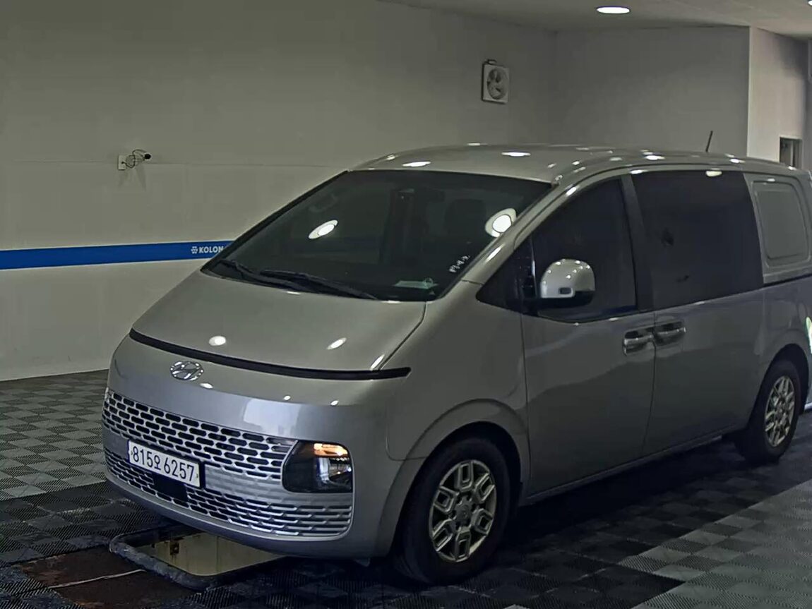 HYUNDAI STARIA 2.2 DIESEL CARGO 5-SEATER MODERN 2022 - zdjęcie 2