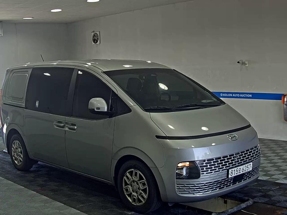 HYUNDAI STARIA 2.2 DIESEL CARGO 5-SEATER MODERN 2022 - zdjęcie 3