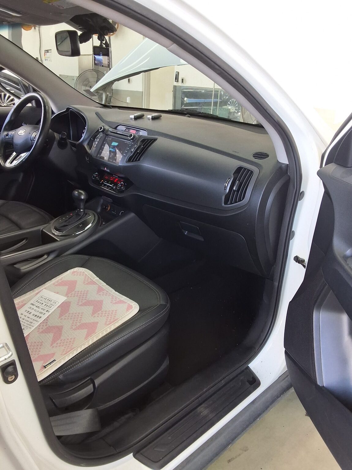 KIA SPORTAGE R DIESEL R2.0 4WD TLX LUXURY MODEL 2012 - zdjęcie 14