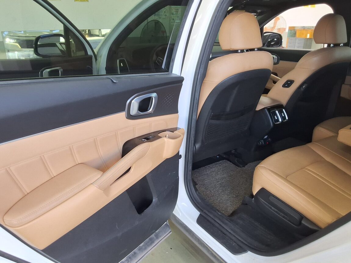 KIA NEW SORENTO HYBRID (MQ4) 1.6 HEV 2WD NOBLESSE 2023 - zdjęcie 12