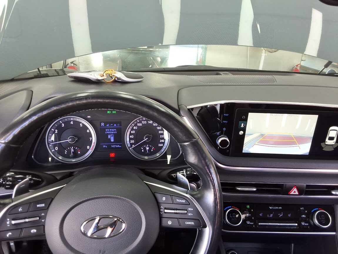 HYUNDAI SONATA (DN8) L2.0 RENTAL CAR SMART 2020 - zdjęcie 17