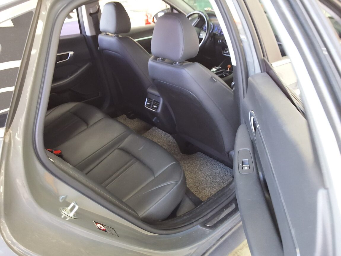 HYUNDAI SONATA (DN8) L2.0 RENTAL CAR SMART 2020 - zdjęcie 13
