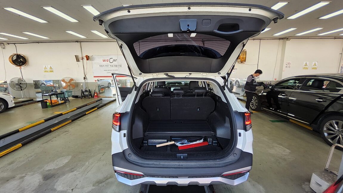 KIA THE ALL NEW SPORTAGE 2.0 DIESEL 2WD PRESTIGE 2022 - zdjęcie 15